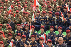 ЗИ МАРДОНИ ВАТАН МАРДӢ 