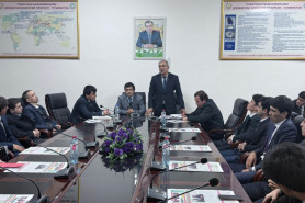 МИЗИ МУДАВВАР БАХШИДА БА РӮЗИ