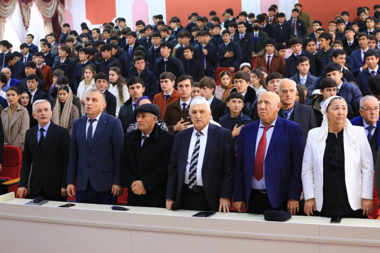 ТАМОШОИ ДАСТҶАМЪОНАИ ПАЁМИ ПРЕЗИДЕНТИ ҶУМҲУРИИ ТОҶИКИСТОН, ПЕШВОИ МИЛЛАТ МУҲТАРАМ ЭМОМАЛӢ РАҲМОН БА МАҶЛИСИ ОЛӢ