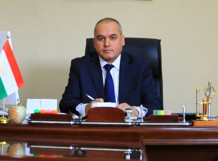 ТАБРИКОТИ РЕКТОРИ ДОНИШГОҲИ ДАВЛАТИИ ТИҶОРАТИ ТОҶИКИСТОН НАЗАРЗОДА ХАЙРУЛЛО ХОЛНАЗАР БА МУНОСИБАТИ ФАРОРАСИИ СОЛИ НАВИ МЕЛОДИИ 2026