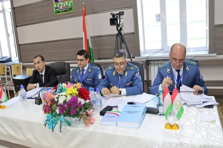 ДАСТАИ ДДТТ - ҶОИЗАДОРИ ОЗМУНИ ҶУМҲУРИЯВИИ «БЕҲТАРИН ДОНАНДАИ КОДЕКСИ ГУМРУК”