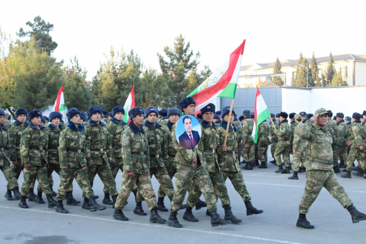 ВОХӮРӢ БО САРБОЗОНУ АФСАРОНИ ҚӮШУНҲОИ ДОХИЛИИ ВАЗОРАТИ КОРҲОИ ДОХИЛИИ ҶУМҲУРИИ ТОҶИКИСТОН
